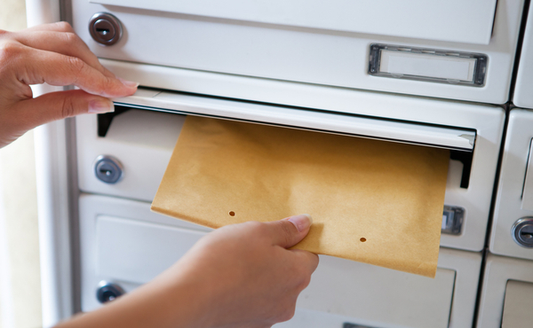 請求書の発送方法や郵送するメリット・デメリット