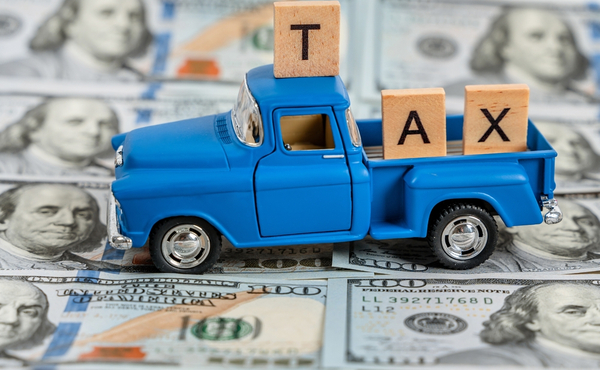 交通費と税金