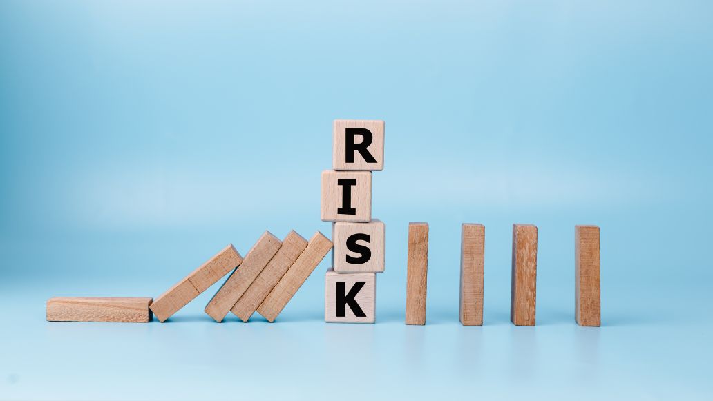 ドミノとリスクのブロック