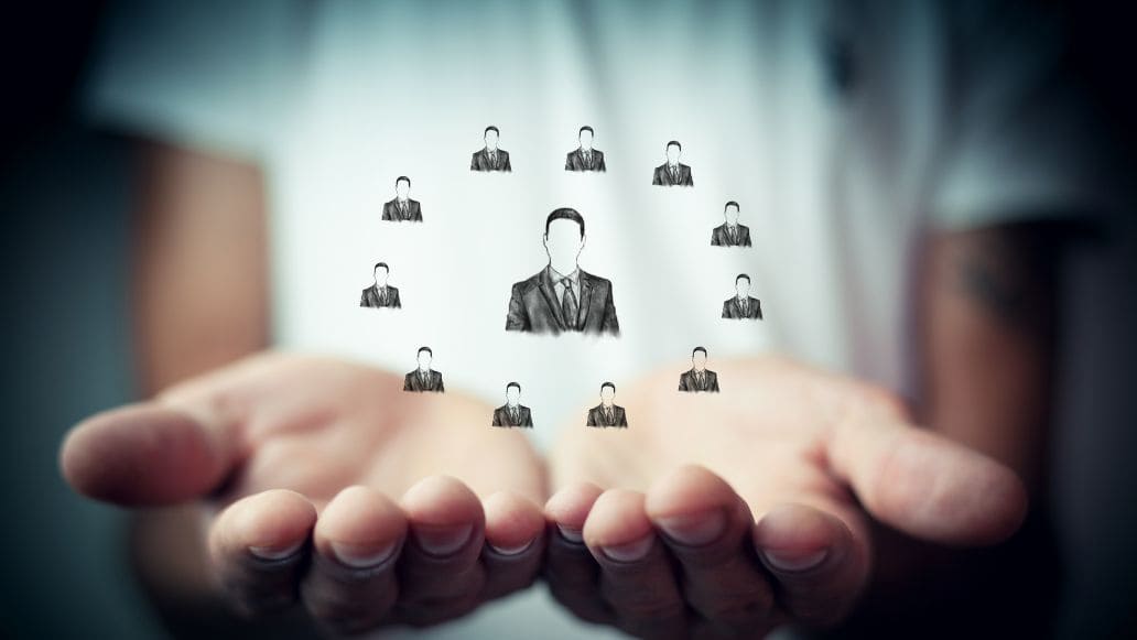 特定の人に注目する