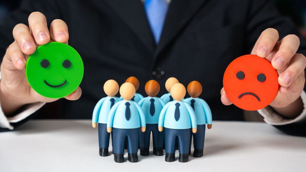 チームの士気を評価する